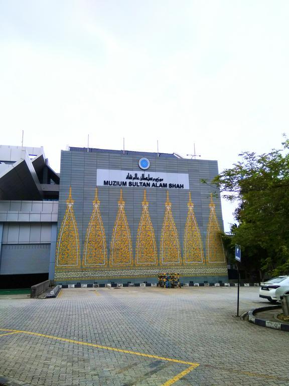 Shah Vista Alam Apartemen